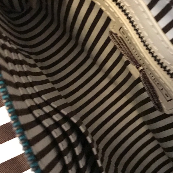 🌸SOLD🌸 Henri Bendel Galactic Petrol Pouch - Picture 5 of 7